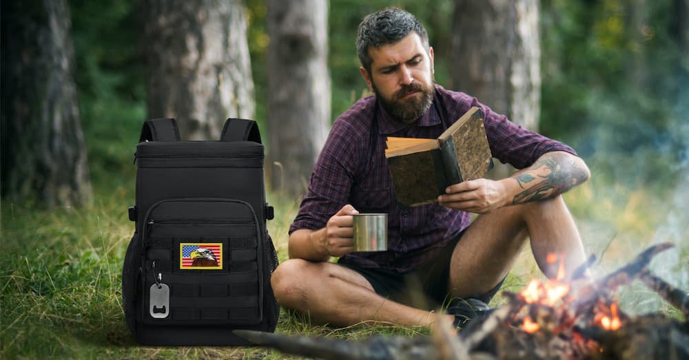 What are the advantages of an insulated backpack?